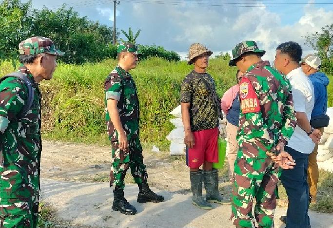 Dandim 1626/Bangli Dampingi Petani di Subak Anyar