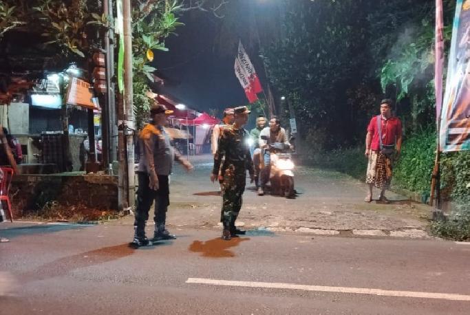 Sinergitas TNI-Polri-Adat Ubud Jaga Kamtibmas Bazar Tebongkang