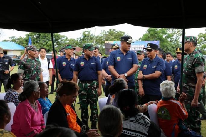 Bupati Taput Ikut Hadiri TNI Manunggal Memelihara Danau Toba
