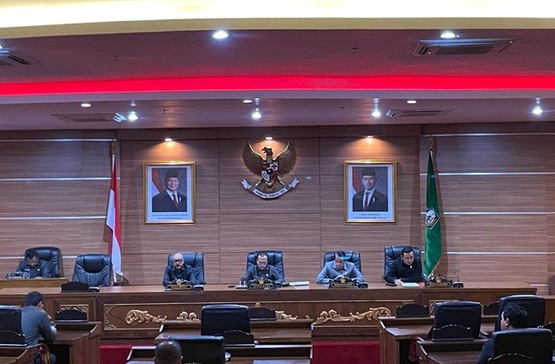 DPRD Bangli Terima Rancangan APBD 2027 Rp1,32 Triliun