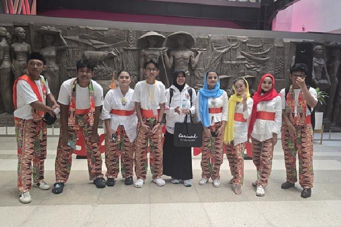 Muhammad Zinsky Rainavan Curi Perhatian Lewat Aksi Gendang di Ruang Seni Siswa Anjungan Sarinah