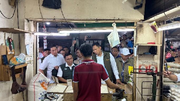 Jelang Tahun Baru, BULOG dan Satgas Pangan Sidak Serentak Pastikan Harga Stabil dan Stok Aman