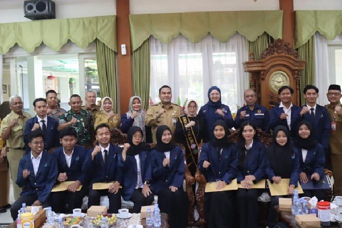 Blora Cetak Sarjana Energi Lewat Program “Satu Desa Dua Sarjana”