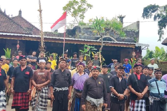 Ratusan Warga Adat Tegalalang Lakukan Penataan Lahan Wilayah