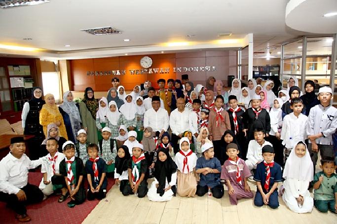 Doa Yatim Iringi Tasyakuran, PWI Resmi Kembali ke Rumah Lama di Lantai 4 Dewan Pers