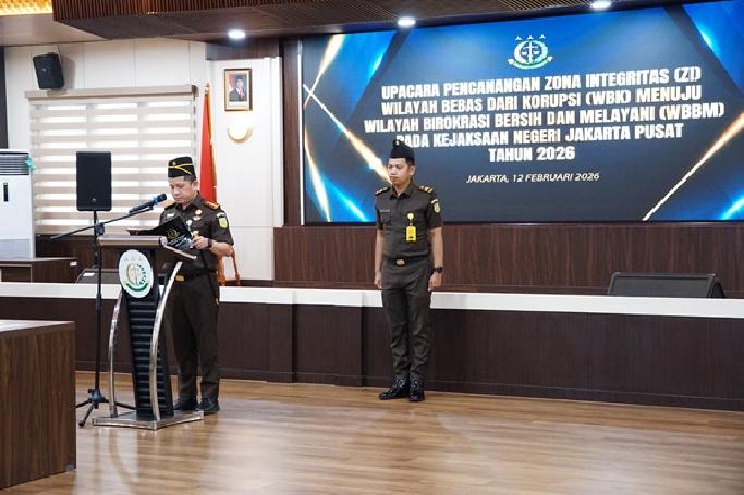 Kejari Jakpus Canangkan Zona Integritas Menuju WBBM, Seluruh Pegawai Teken Komitmen Bersama