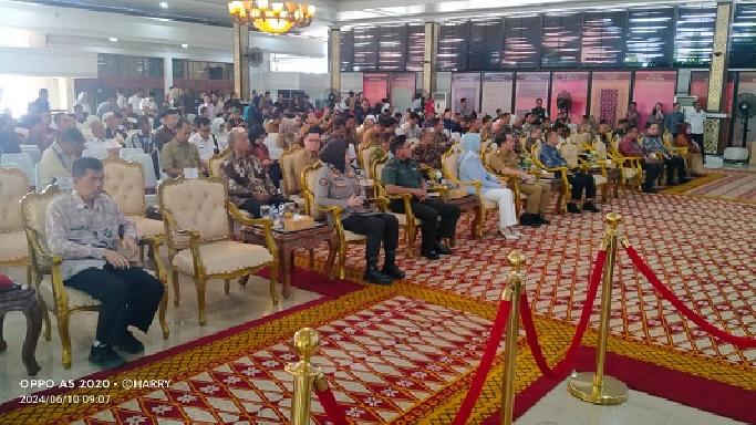 Ratu Dewa Dinobatkan Sebagai Anggota Kehormatan PWI Sumsel