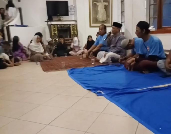 Alumni RMP Jakarta Gelar Family Gathering dan Santuni Belasan Anak Yatim