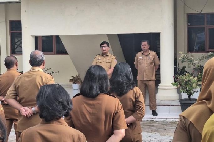 Tegakkan Disiplin ASN, Sekda Taput Sidak Dinas Kesehatan dan Puskesmas