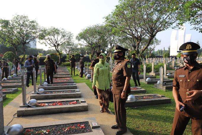 Wakil Jaksa Agung Pimpin Upacara Ziarah di TMP Kalibata