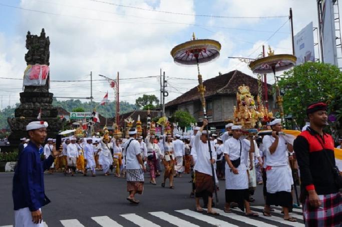Upacara Penyucikan di Puri Kaleran Bangli Berlangsung Meriah, Libatkan 40 Puspa