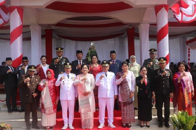 Bupati Taput Pimpin Upacara HUT ke-80 RI di Tarutung, Tekankan Semangat Persatuan dan Kemandirian Bangsa