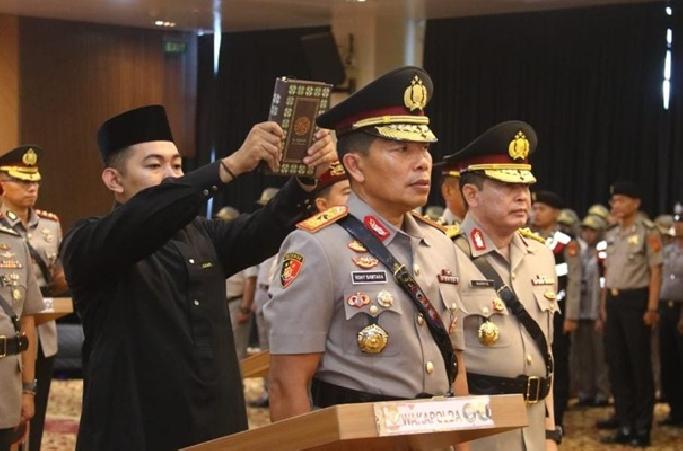 Kapolda Sumsel Pimpin Sertijab Wakapolda dan Sejumlah Pejabat Utama