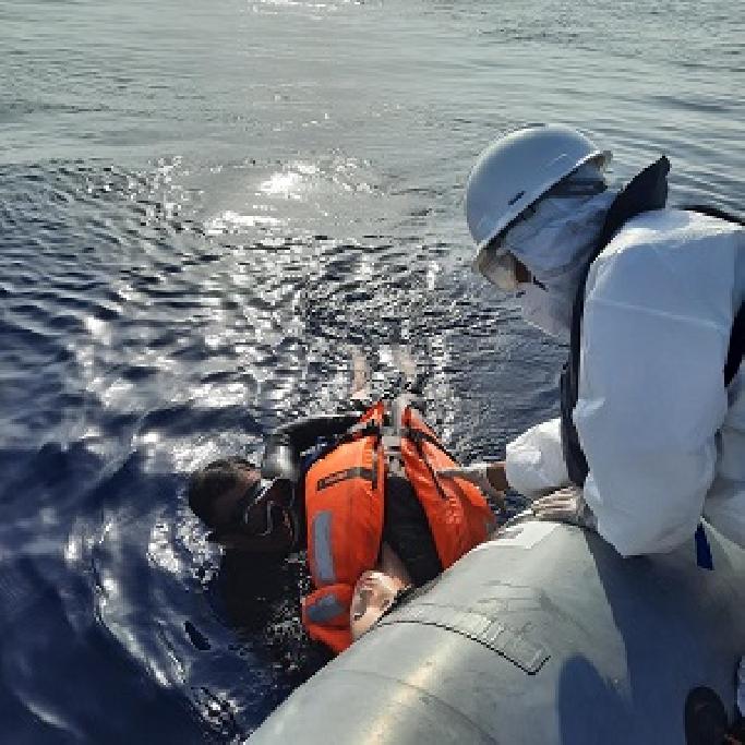 Antisipasi Kecelakaan, KRI SIM-367 dan AL Lebanon Latihan SAR Bersama