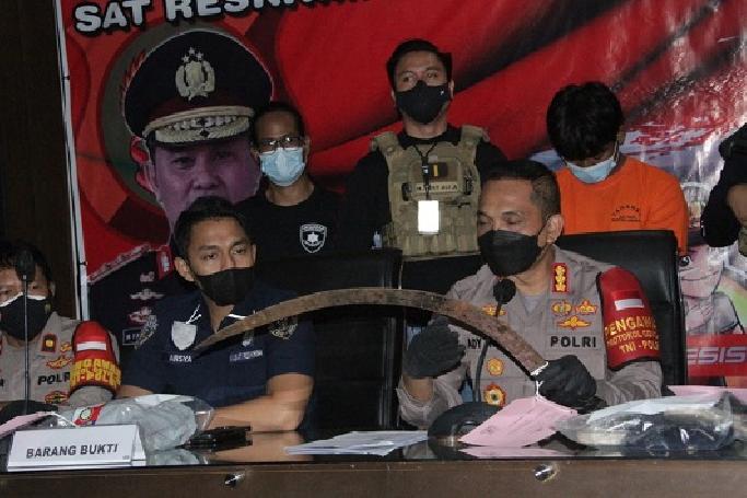 Polisi Ringkus Pelaku Pembacokan 2 Remaja di Kalideres