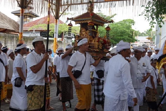 Upacara Penyucikan di Puri Kaleran Bangli Berlangsung Meriah, Libatkan 40 Puspa