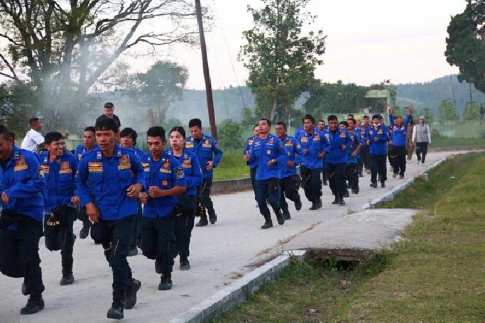 Bupati Taput Pimpin Apel Sore Satpol PP dan Damkar