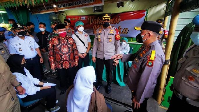 Ditargetkan Jelang 17 Agustus Seluruh Warga DKI Jakarta Sudah Vaksin