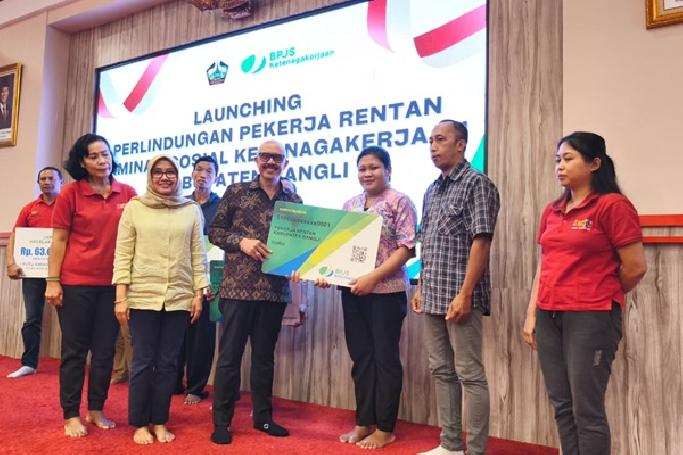 Bangli Perkuat Jaring Pengaman Sosial, 1.473 Pekerja Rentan Resmi Masuk Program JKK–JKM