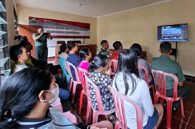 Salurkan Bantuan, Dandim 1626/Bangli Hadiri Kegiatan Bersama Bulog