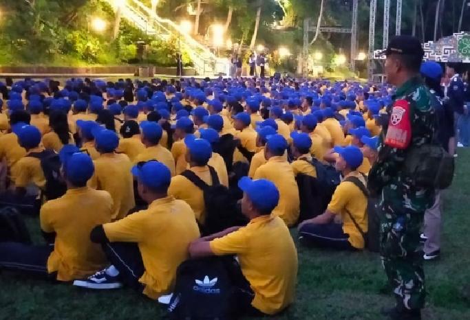 Sinergitas TNI-Polri-Adat Ubud Jaga Kamtibmas Bazar Tebongkang