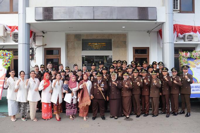 Kajari Bontang Pimpin Upacara HBA ke-64