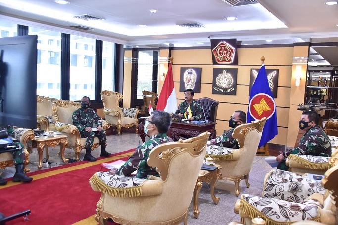 Panglima TNI Virtual Call Dengan Pangab Diraja Brunei Darussalam