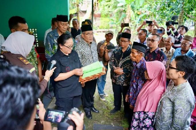 Perjuangan Panjang, Sertipikat Tanah Mbah Tupon Akhirnya Kembali
