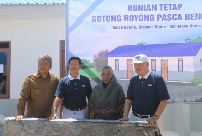 70 Kepala Keluarga Terima Kunci Huntap Dolok Nauli, Pemkab Taput Tekankan Kekompakan dan Kebersihan Lingkungan