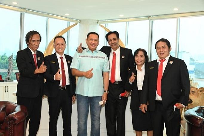 Ketua MPR Dukung Pelaku Seni Bersatu Kembangkan Karya
