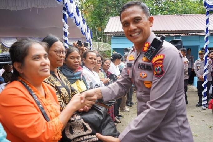Bupati dan Wabup Taput Hadiri Ibadah Napak Tilas Paskah Nasional