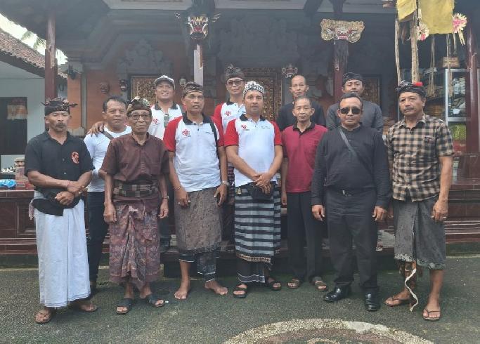 Relawan Dharma Puskor Hindunesia Salurkan Bantuan di Desa Susut
