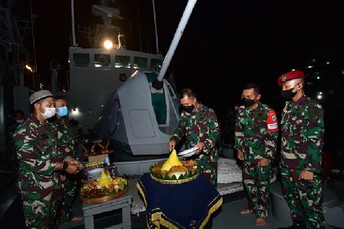 Pangkoarmada II Gelar Doa Bersama Jelang Uji Coba Penembakan Senjata Strategis