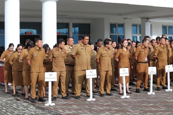 Wabup Taput Pimpin Apel Pagi Perdana Pasca Libur Idul Fitri 1446 H