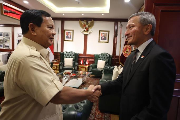 Menhan Prabowo Terima Kunjungan Kehormatan Menlu Singapura 