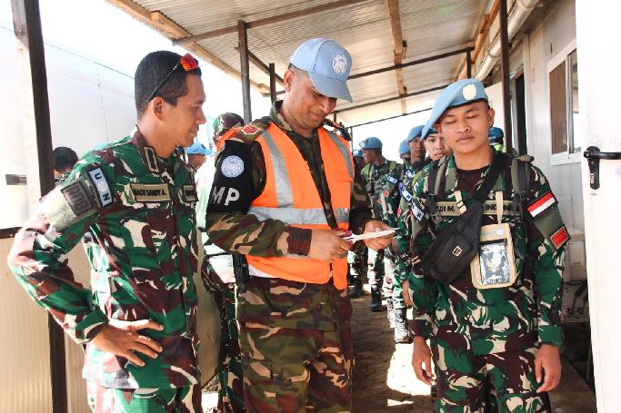Komandan Satgas Indo RDB Lepas 250 Anak Buahnya Kembali Ke Tanah Air