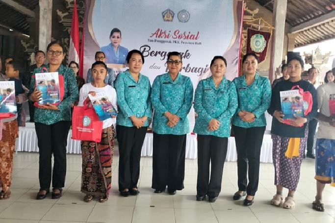 TP PKK Bali Salurkan Bantuan Gizi untuk Warga Bangli, Dorong Keluarga Cegah Stunting