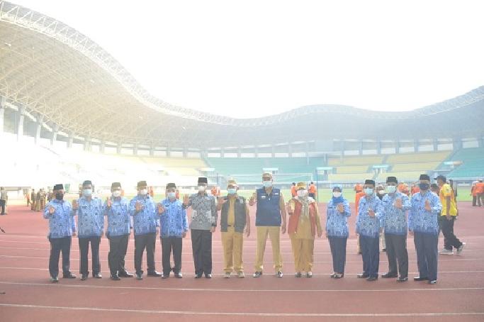 Pengukuhan Pengurus Korpri Kota Bekasi dan Penyerahan Penghargaan