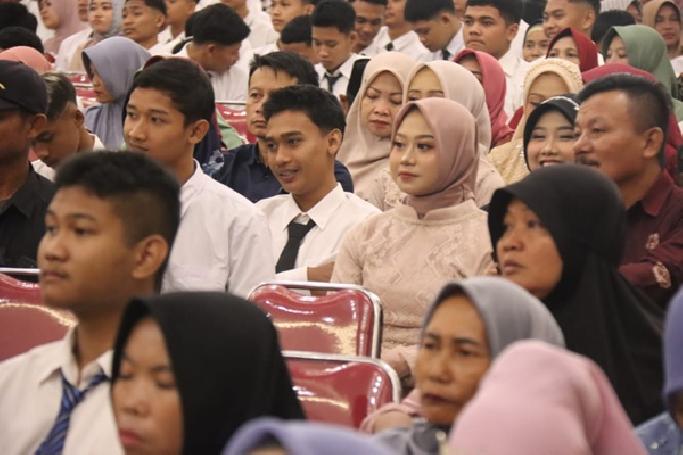 Lulusan SMK Muhammadiyah 1 Blora Siap Menaklukkan Dunia Kerja