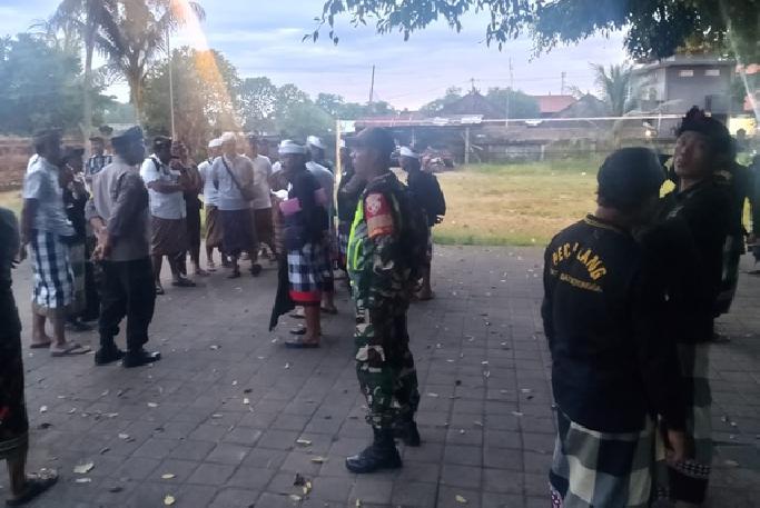Sengketa Tanah di Serongga, Danramil Gianyar Pimpin Pengamanan Sidang Adat Tahap III