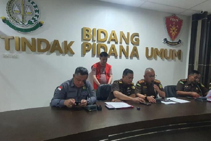 Kejati Kalbar Eksekusi WNA China Terkait Tambang Ilegal