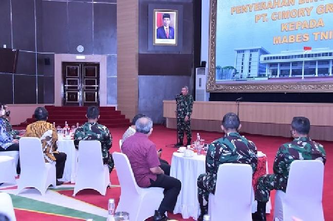 Mabes TNI Terima Bantuan Susu dari PT Cisarua Mountain Dairy