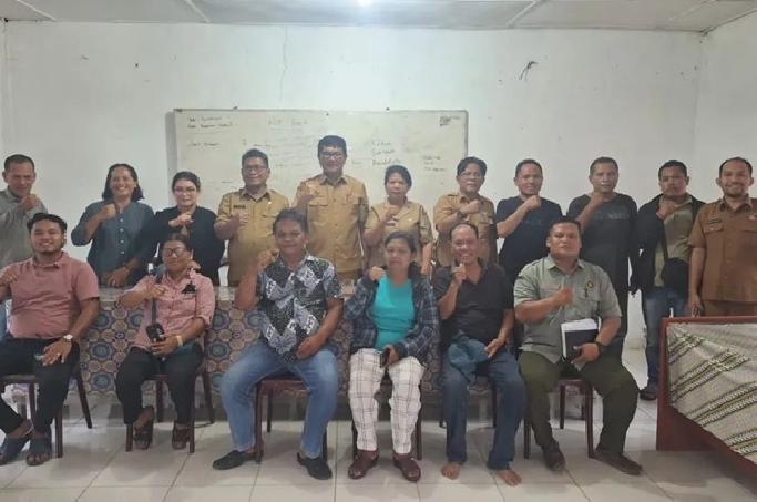 Respons Kelangkaan Pupuk Bersubsidi, Sekda Taput Pimpin Rapat Lintas Sektoral