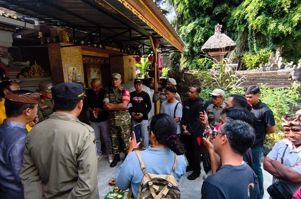 Ketua DPRD Bangli Pantau Penertiban Bangunan di Jalan Usaha Tani Tegalalang